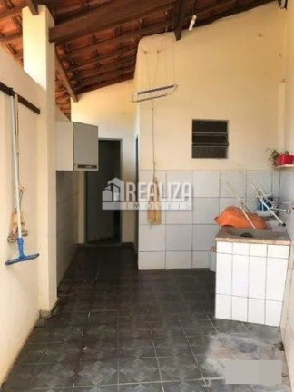 Imagem Casa com 4 Quartos à Venda, 900 m² em Jardim São Bento - Uberaba Imagem Casa com 4 Quartos à Venda, 900 m² em Jardim São Bento - Uberaba