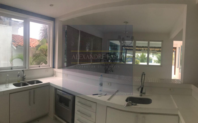 Imagem Casa com 6 Quartos à Venda, 300 m² em Maresias - São Sebastião Imagem Casa com 6 Quartos à Venda, 300 m² em Maresias - São Sebastião