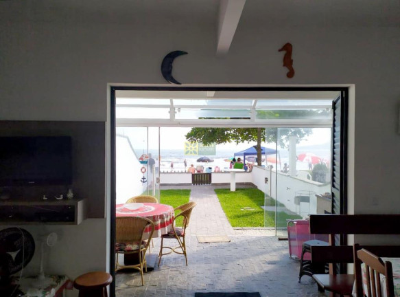 Imagem Casa com 4 Quartos para Alugar ou Temporada, 150 m² em Balneário Perequê - Porto Belo Imagem Casa com 4 Quartos para Alugar ou Temporada, 150 m² em Balneário Perequê - Porto Belo