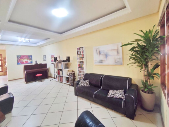 Imagem Casa com 2 Quartos à Venda, 194 m² em Jardim Botânico - Porto Alegre Imagem Casa com 2 Quartos à Venda, 194 m² em Jardim Botânico - Porto Alegre
