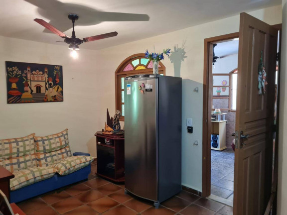 Imagem Casa com 6 Quartos à Venda, 108 m² em Hospício - Araruama Imagem Casa com 6 Quartos à Venda, 108 m² em Hospício - Araruama