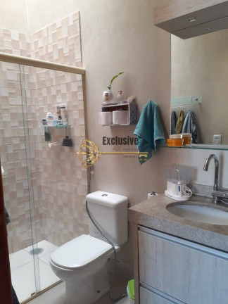 Imagem Casa com 3 Quartos à Venda, 192 m² em Vila Homero Thon - Santo André