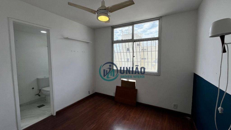 Imagem Apartamento com 4 Quartos à Venda, 140 m² em Ingá - Niterói
