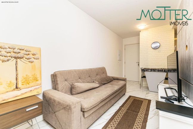 Imagem Apartamento com 1 Quarto à Venda, 27 m² em Centro - Curitiba