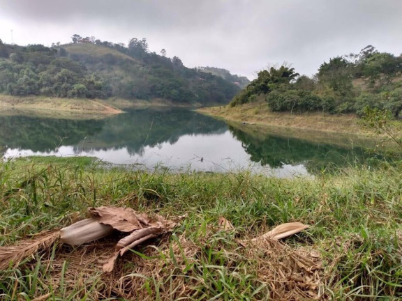 Chácara com 4 Quartos à Venda, 150 m² em Canaã - Jambeiro