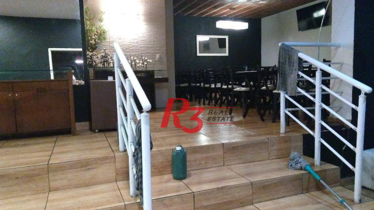 Sobrado com 6 Quartos à Venda, 429 m² em Vila Matias - Santos