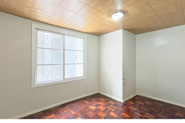 Imagem Apartamento com 3 Quartos à Venda, 100 m² em São João - Porto Alegre Imagem Apartamento com 3 Quartos à Venda, 100 m² em São João - Porto Alegre