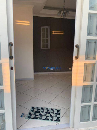 Imagem Casa com 3 Quartos à Venda, 190 m² em Centro - Arujá