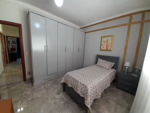 Imagem Casa com 3 Quartos à Venda, 360 m² em Cabral - Contagem Imagem Casa com 3 Quartos à Venda, 360 m² em Cabral - Contagem