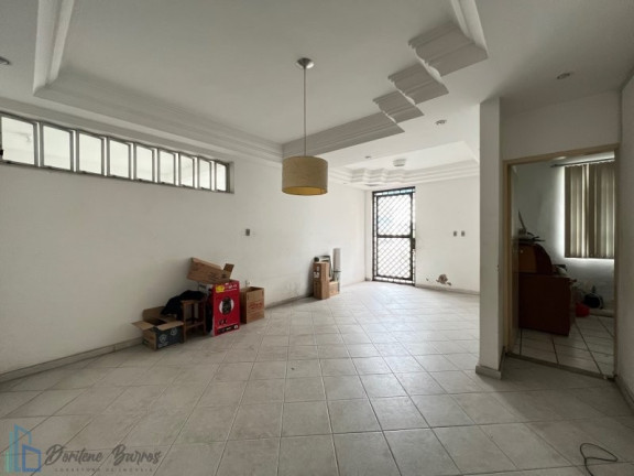 Imagem Imóvel com 5 Quartos à Venda, 300 m² em Salgado Filho - Aracaju Imagem Imóvel com 5 Quartos à Venda, 300 m² em Salgado Filho - Aracaju