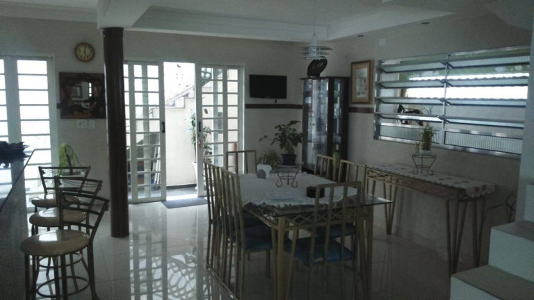 Imagem Casa com 3 Quartos à Venda, 300 m² em Santa Terezinha - São Bernardo Do Campo Imagem Casa com 3 Quartos à Venda, 300 m² em Santa Terezinha - São Bernardo Do Campo