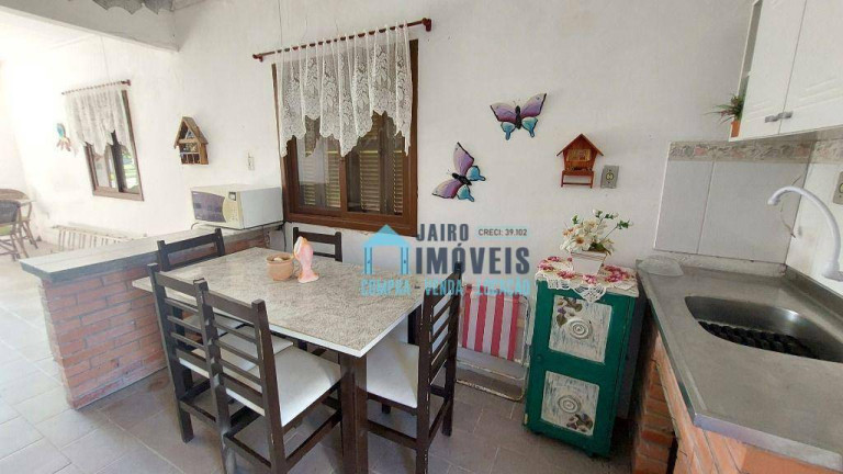 Imagem Casa com 4 Quartos à Venda, 450 m² em Centro - Balneário Pinhal Imagem Casa com 4 Quartos à Venda, 450 m² em Centro - Balneário Pinhal