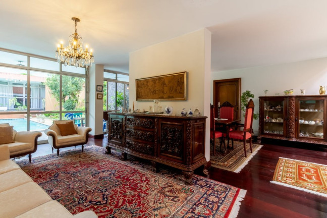 Imagem Casa com 4 Quartos à Venda, em Butantã - São Paulo Imagem Casa com 4 Quartos à Venda, em Butantã - São Paulo
