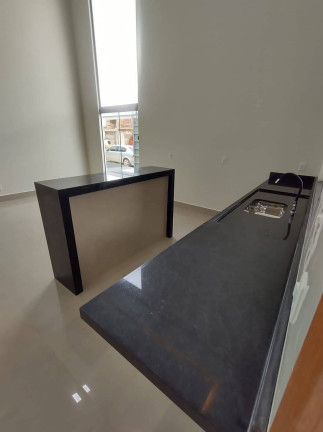 Imagem Casa com 3 Quartos à Venda, 130 m² em Residencial Flor Do Cerrado - Anápolis Imagem Casa com 3 Quartos à Venda, 130 m² em Residencial Flor Do Cerrado - Anápolis