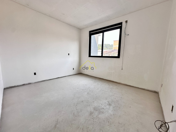 Imagem Casa com 3 Quartos à Venda, 191 m² em Glória - Joinville Imagem Casa com 3 Quartos à Venda, 191 m² em Glória - Joinville