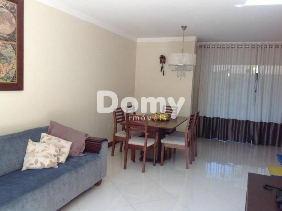 Imagem Casa de Condomínio com 3 Quartos à Venda, 230 m² em América - Joinville