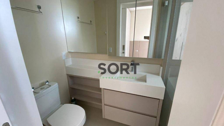 Imagem Apartamento com 4 Quartos para Alugar, 144 m² em Centro - Balneário Camboriú
