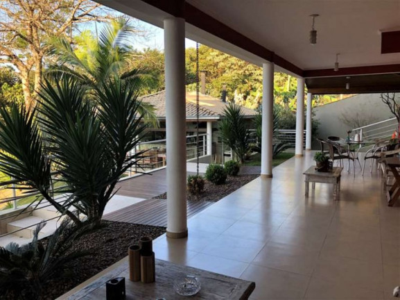 Imagem Casa com 5 Quartos à Venda, em Fazendinha - Chác. Sta. Lúcia - Carapicuíba Imagem Casa com 5 Quartos à Venda, em Fazendinha - Chác. Sta. Lúcia - Carapicuíba