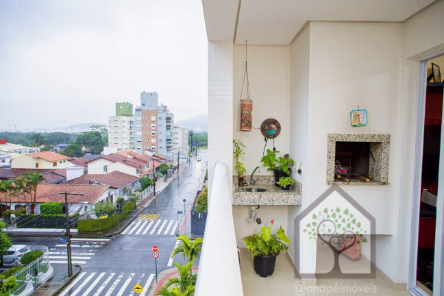 Imagem Apartamento com 2 Quartos à Venda, 69 m² em Trindade - Florianópolis Imagem Apartamento com 2 Quartos à Venda, 69 m² em Trindade - Florianópolis