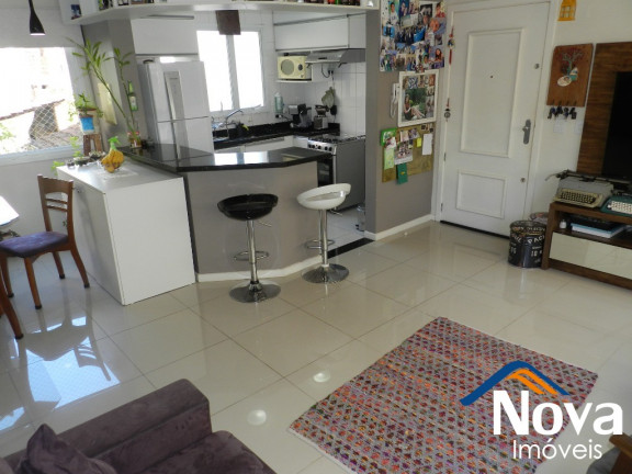 Imagem Imóvel com 2 Quartos à Venda, 70 m² em Auxiliadora - Porto Alegre Imagem Imóvel com 2 Quartos à Venda, 70 m² em Auxiliadora - Porto Alegre