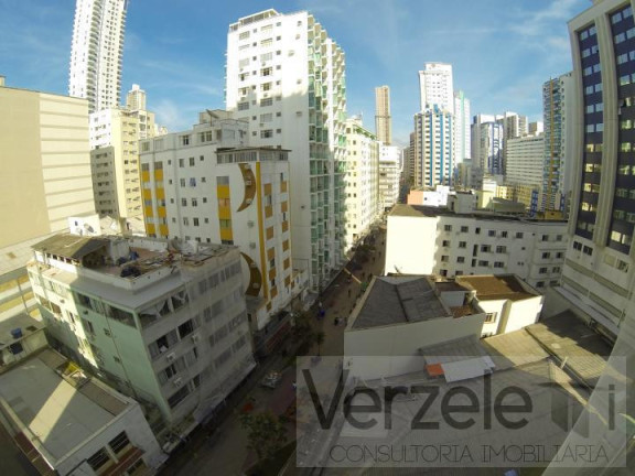 Imagem Apartamento com 3 Quartos à Venda, 186 m² em Centro - Balneário Camboriú Imagem Apartamento com 3 Quartos à Venda, 186 m² em Centro - Balneário Camboriú