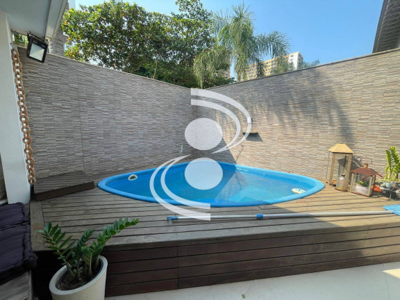 Imagem Casa com 4 Quartos à Venda, 250 m² em Barra Da Tijuca - Rio De Janeiro Imagem Casa com 4 Quartos à Venda, 250 m² em Barra Da Tijuca - Rio De Janeiro