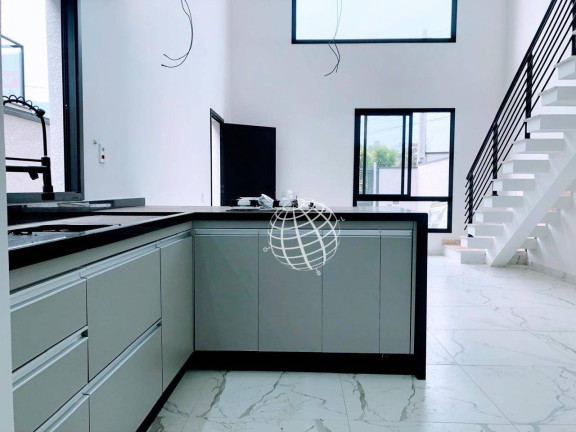 Imagem Casa com 2 Quartos à Venda, 130 m² em Vila Petrópolis - Atibaia Imagem Casa com 2 Quartos à Venda, 130 m² em Vila Petrópolis - Atibaia