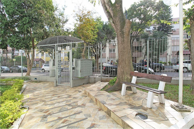 Imagem Imóvel com 1 Quarto à Venda, em Vila Ipiranga - Porto Alegre Imagem Imóvel com 1 Quarto à Venda, em Vila Ipiranga - Porto Alegre