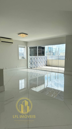 Imagem Cobertura com 3 Quartos à Venda, 250 m² em Vila Nova Conceição - São Paulo