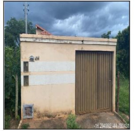 Imagem Casa com 3 Quartos à Venda, 137 m² em Loteamento Cardoso - Ubai