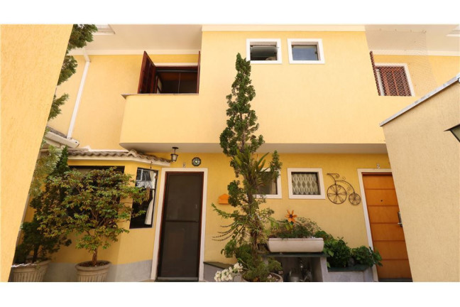 Casa com 1 Quarto à Venda,  em Vila Anglo Brasileira - São Paulo