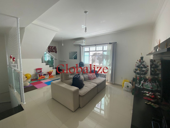 Imagem Casa com 3 Quartos à Venda, 160 m² em Embaré - Santos Imagem Casa com 3 Quartos à Venda, 160 m² em Embaré - Santos