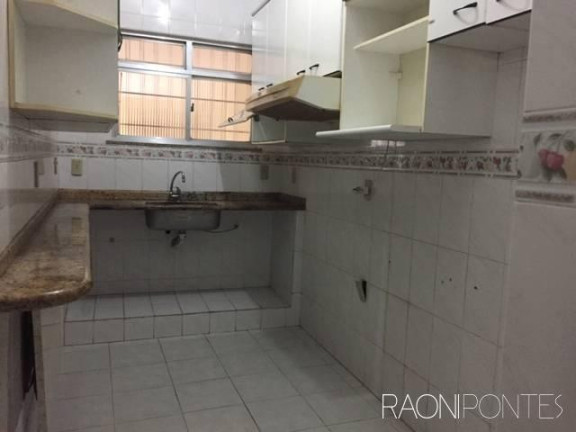 Imagem Casa com 10 Quartos à Venda, 400 m² em Gradim - São Gonçalo Imagem Casa com 10 Quartos à Venda, 400 m² em Gradim - São Gonçalo