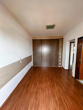 Imagem Apartamento com 3 Quartos à Venda, 85 m²