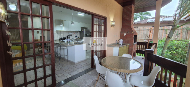 Imagem Imóvel com 3 Quartos à Venda, 95 m² em Maresias - São Sebastião Imagem Imóvel com 3 Quartos à Venda, 95 m² em Maresias - São Sebastião