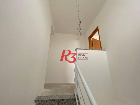 Imagem Imóvel com 3 Quartos à Venda, 131 m² em Encruzilhada - Santos Imagem Imóvel com 3 Quartos à Venda, 131 m² em Encruzilhada - Santos