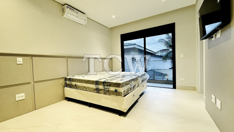 Imagem Casa de Condomínio com 5 Quartos à Venda, 490 m² em Jardim Acapulco - Guarujá