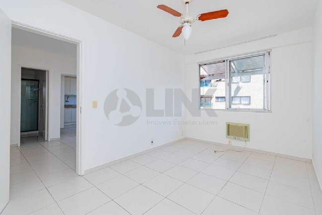 Imagem Apartamento com 1 Quarto à Venda, 41 m² em Menino Deus - Porto Alegre