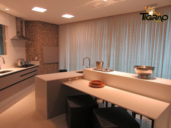 Imagem Apartamento com 3 Quartos à Venda, 140 m² em Centro - Balneário Camboriú Imagem Apartamento com 3 Quartos à Venda, 140 m² em Centro - Balneário Camboriú