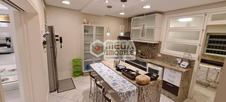 Imagem Apartamento com 2 Quartos à Venda, 110 m² em Centro - Florianópolis Imagem Apartamento com 2 Quartos à Venda, 110 m² em Centro - Florianópolis