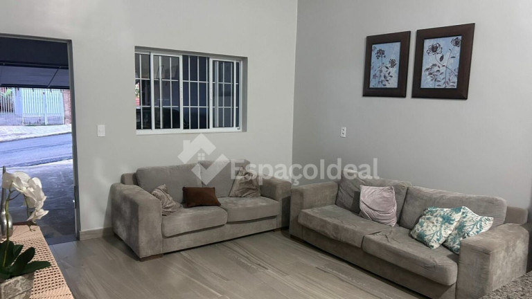 Imagem Casa com 2 Quartos à Venda, 110 m² em Antonio Lopes - Lençóis Paulista Imagem Casa com 2 Quartos à Venda, 110 m² em Antonio Lopes - Lençóis Paulista