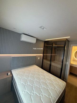 Imagem Imóvel com 1 Quarto para Alugar, 32 m² em Moema - São Paulo Imagem Imóvel com 1 Quarto para Alugar, 32 m² em Moema - São Paulo