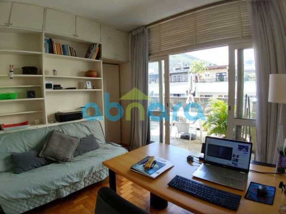 Imagem Cobertura com 4 Quartos à Venda, 400 m² em Copacabana - Rio De Janeiro Imagem Cobertura com 4 Quartos à Venda, 400 m² em Copacabana - Rio De Janeiro