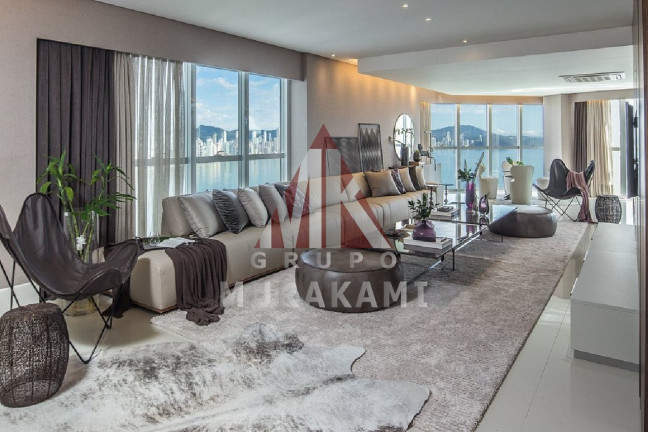 Imagem Imóvel com 4 Quartos à Venda, 238 m² em Centro - Balneário Camboriú Imagem Imóvel com 4 Quartos à Venda, 238 m² em Centro - Balneário Camboriú
