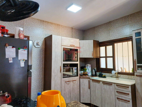 Imagem Casa com 3 Quartos à Venda, em Capão Da Canoa Imagem Casa com 3 Quartos à Venda, em Capão Da Canoa