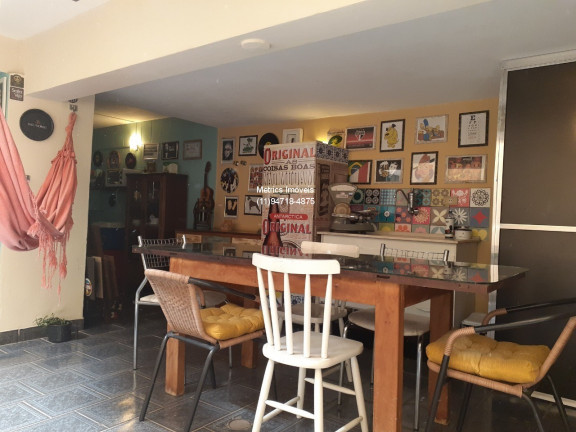 Imóvel com 3 Quartos à Venda,  em Vila Santana Ii - Jundiaí