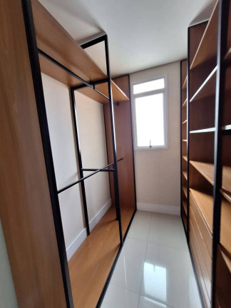 Imagem Apartamento com 3 Quartos para Alugar, 136 m² em Centro - Balneário Camboriú
