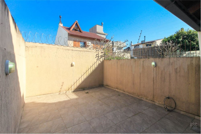 Imagem Casa com 2 Quartos à Venda, em Guarujá - Porto Alegre Imagem Casa com 2 Quartos à Venda, em Guarujá - Porto Alegre