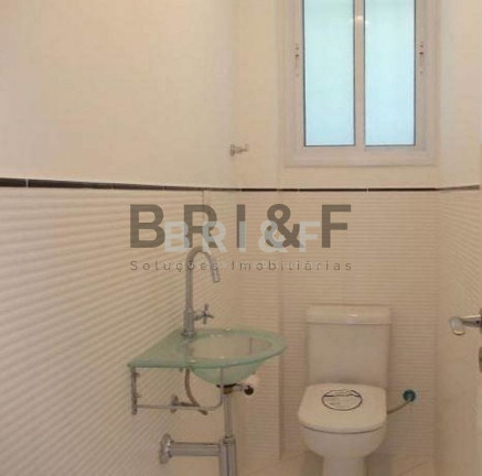 Imagem Sobrado com 2 Quartos à Venda, 188 m² em Indianópolis - São Paulo Imagem Sobrado com 2 Quartos à Venda, 188 m² em Indianópolis - São Paulo