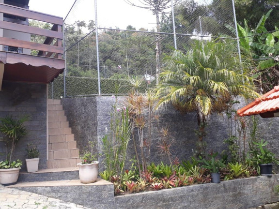 Imagem Casa com 6 Quartos à Venda, 400 m² em Debossan - Nova Friburgo Imagem Casa com 6 Quartos à Venda, 400 m² em Debossan - Nova Friburgo